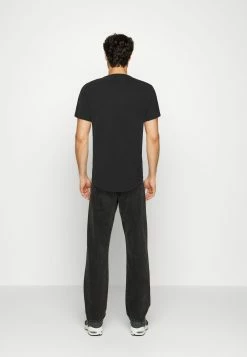 Blend T-paita -Blend Kauppa e161197d1cdc432f9450a7f049714965