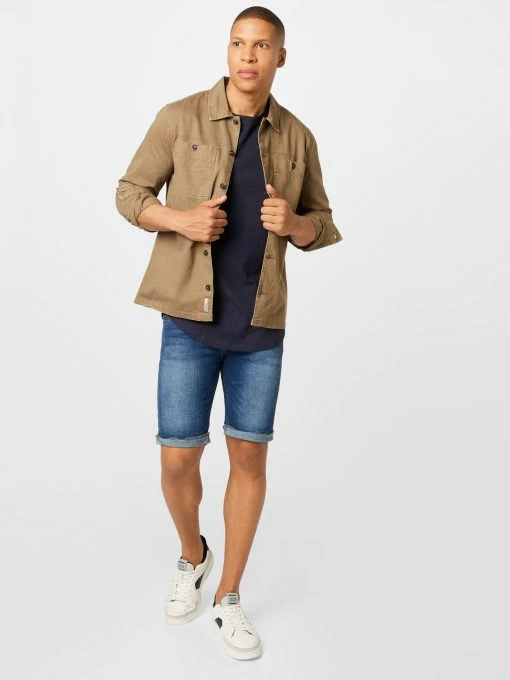 Blend Regular Fit Välikausitakki -Blend Kauppa f8e9bbb3de8af14c125a32b5127d686c